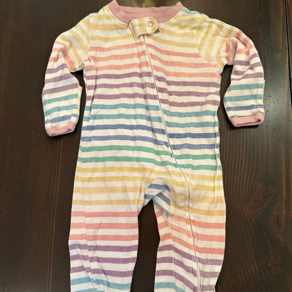 The Honest Company Rainbow Stripe Footed Sleeper – Size 0-3 Months